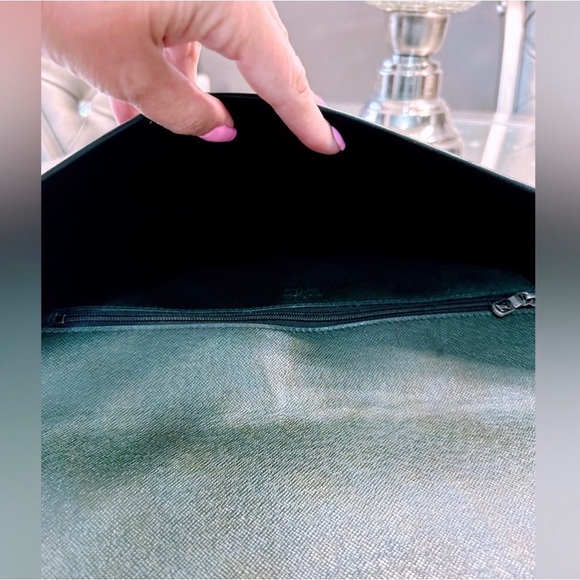 Louis Vuitton Leather Porte -Document/ Business Clutch - Picture 7 of 16